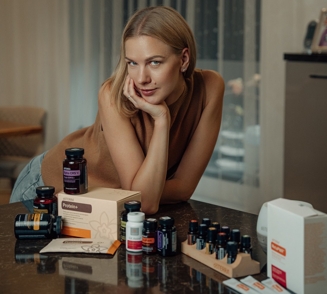 Ольга Кузнецова с продукцией doTERRA